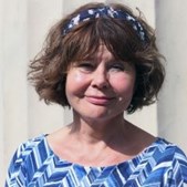 Oplev Liselotte Wiemers litteraturforedrag på Assens Bibliotek