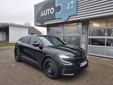 AutoFit A/S monterer Peheja skolevognspedaler i Renault Megan E-Tech