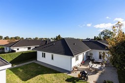 Solvænget 24 og 3 andre boliger er kommet til salg denne uge i Dragør - se boligerne her.