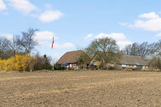 Brøndenvej 134 er til salg for kun 298.000 kr.: Se de billigste boliger til salg i Dybvad her