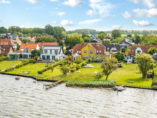 Hestehavevej 73 og 2 andre boliger er kommet til salg denne uge i Præstø - se boligerne her.