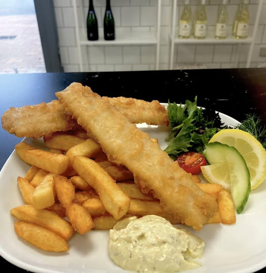 Risskov Torvet annoncerer torsdags fish and chips tilbud hos Borgs fiskehandel