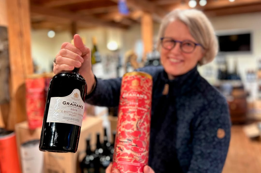 Portvinstilbud og konkurrence hos Pedersborg Vin: Vind en 4,5 liters Graham's Tawny