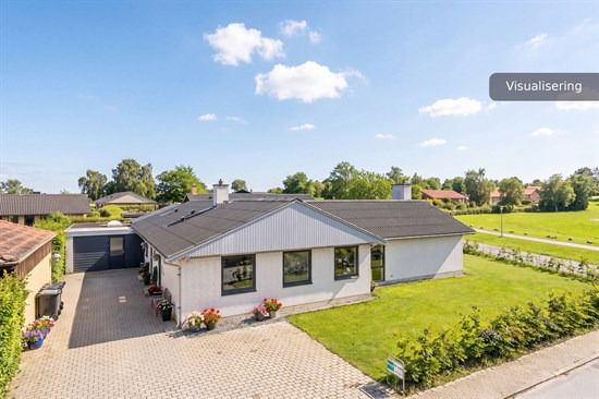 Top 6 over dyreste boliger til salg i Langå. Priser op til 5.095.000 kr