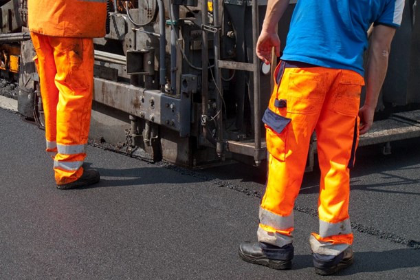 Asfaltarbejde i aften- og nattetimerne på Ndr. Ringvej og Vonsildvej