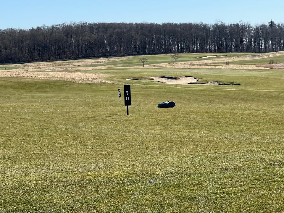 StensballeGaard Golfklub introducerer boldopsamlende robot på driving range