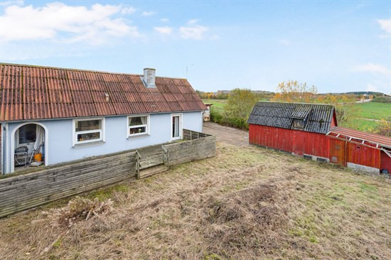 Tåstrupvej 42 er til salg for kun 448.000 kr.: Se de billigste boliger til salg i Hadsten her