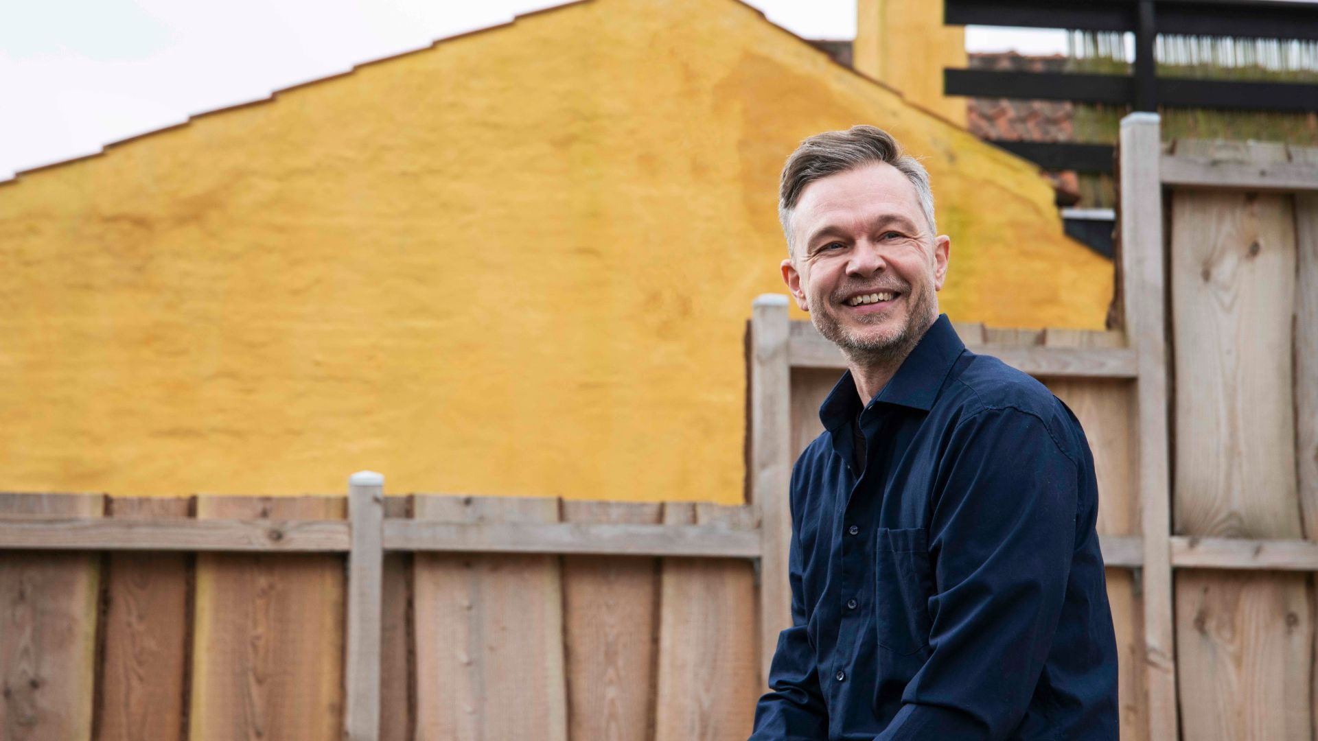 Forfatter Jesper Bugge Kold besøger Brøndbyvester Bibliotek