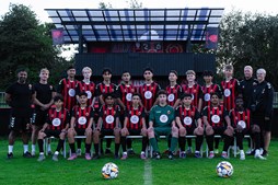 Ishøj IF drenge kæmper bravt i tæt opgør mod Hillerød