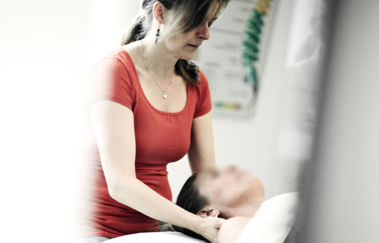Find din indre ro: Oplev effekten ved Kranio Sakral Terapi hos ahMassage