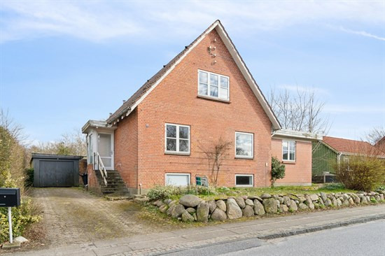 Krattet 2 er til salg for kun 295.000 kr.: Se de billigste boliger til salg i Bording her