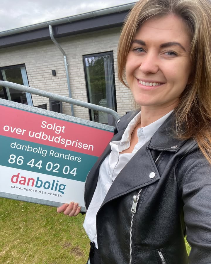 Danbolig Randers sælger rækkehus i Stevnstrup over udbudsprisen