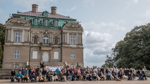 Kom til Dog-A-Thon i Klampenborg og støt servicehunde til handicappede