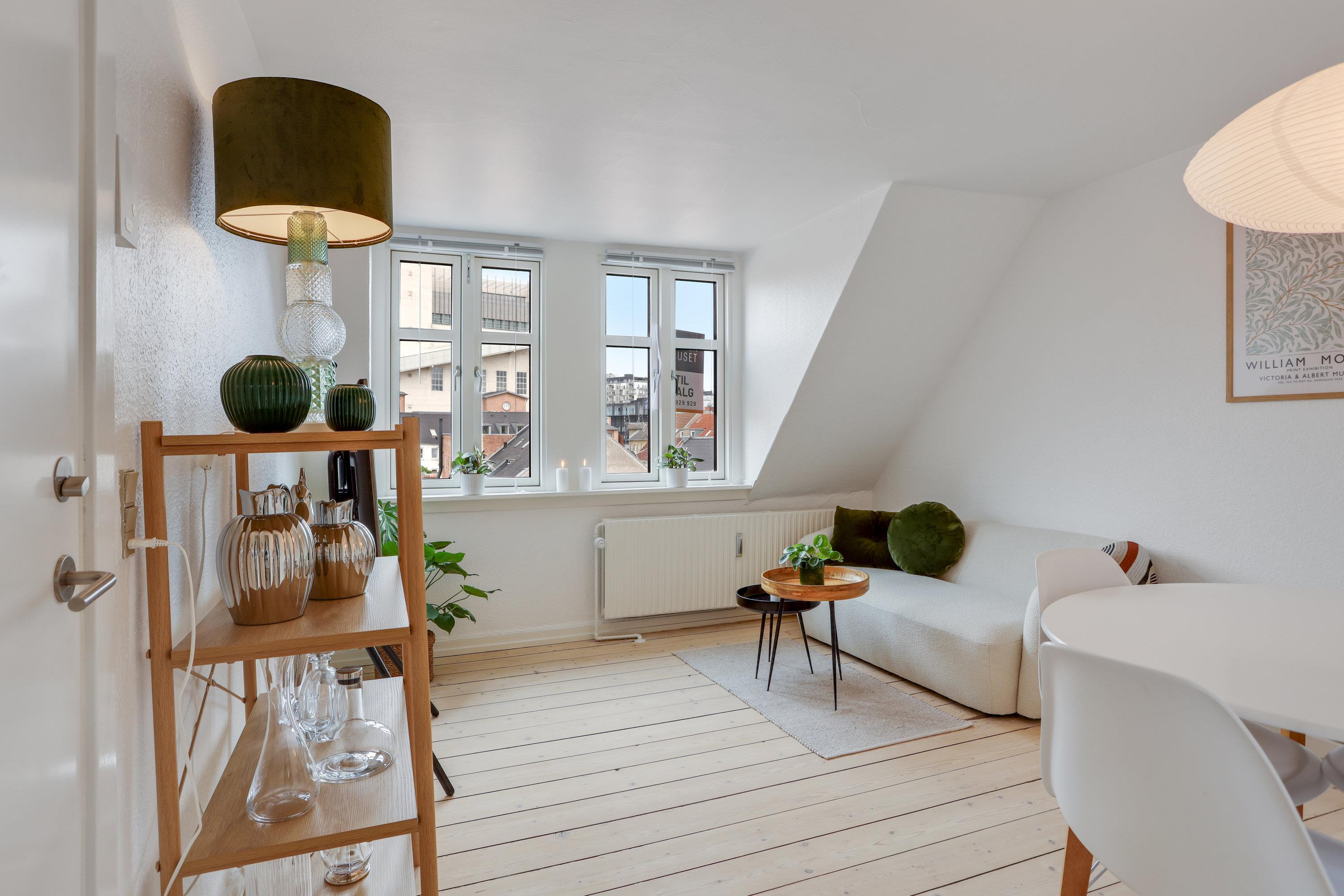 Lys og hyggelig andelsbolig med attraktiv beliggenhed midt i Aalborg