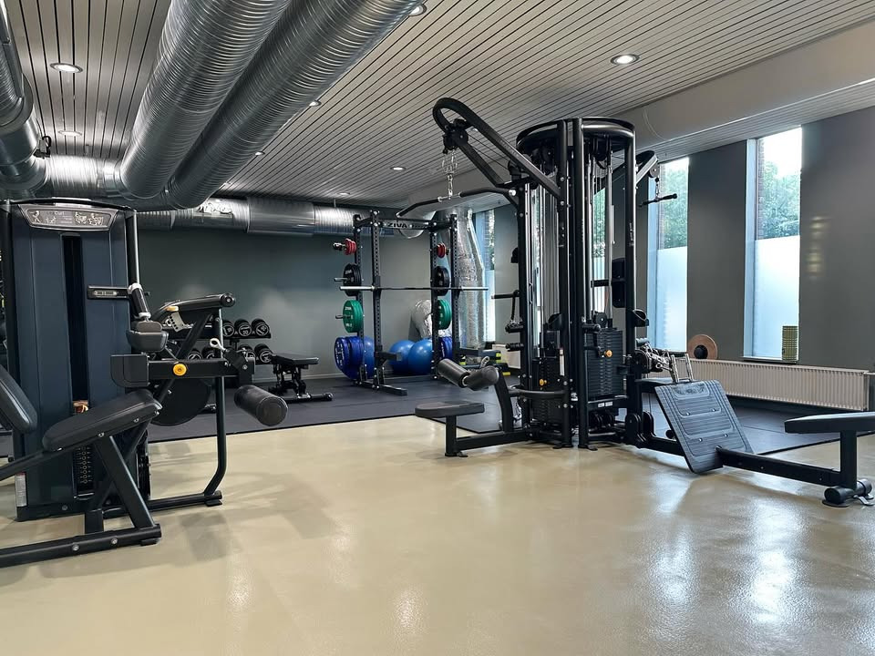 Herning Svømmehal byder velkommen til nyopgraderet motionscenter hele sommeren