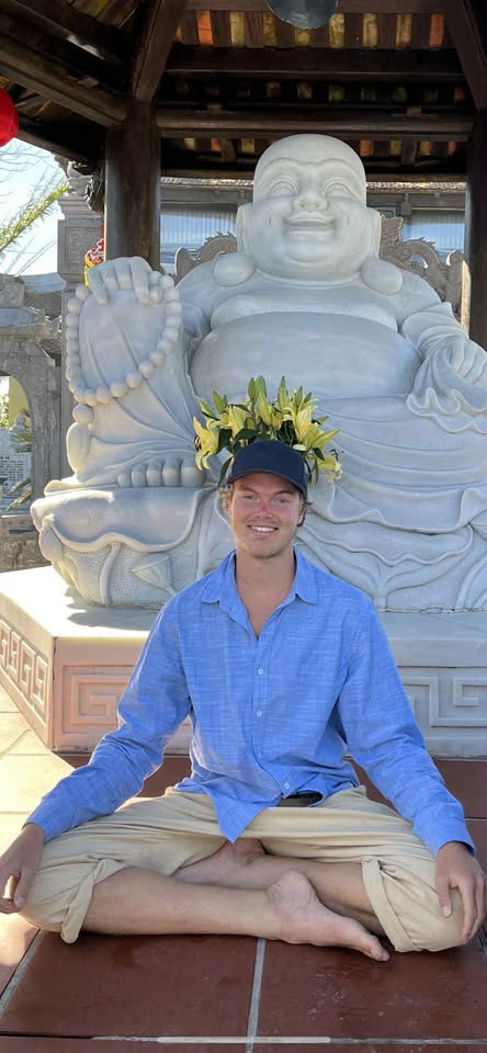 Morgen meditation med Asger Grundahl til Jordnær Festival