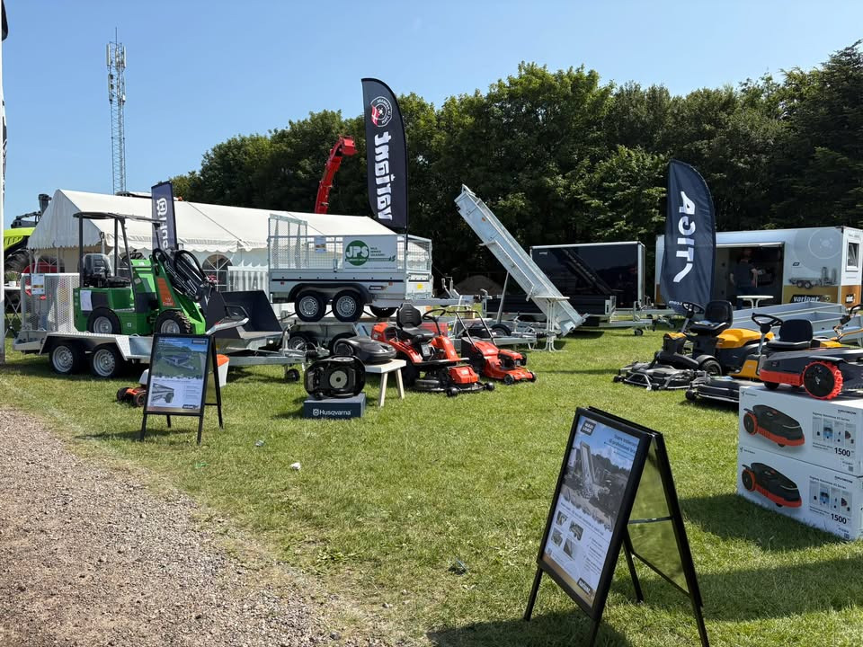 JPS Entreprenørmateriel I/S byder velkommen på dag 2 af Hjørring Dyrskue