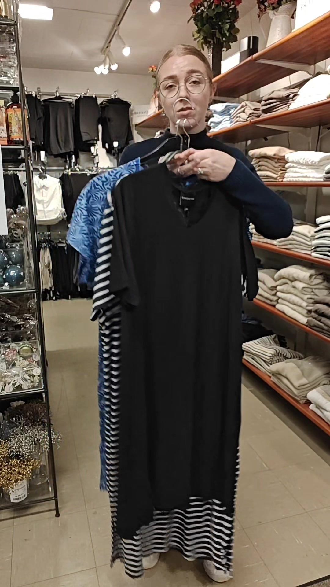 Elins Butik præsenterer bløde natkjoler i tre designs