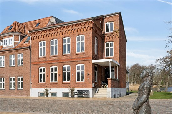 Top 6 over dyreste boliger til salg i Tønder. Priser op til 4.295.000 kr