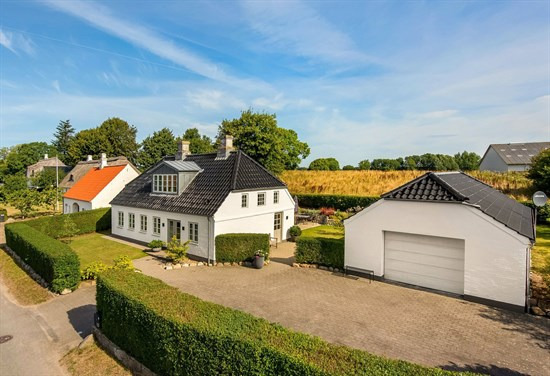 Barsmark Bygade 137 og 1 anden boliger er kommet til salg denne uge i Aabenraa - se boligerne her.