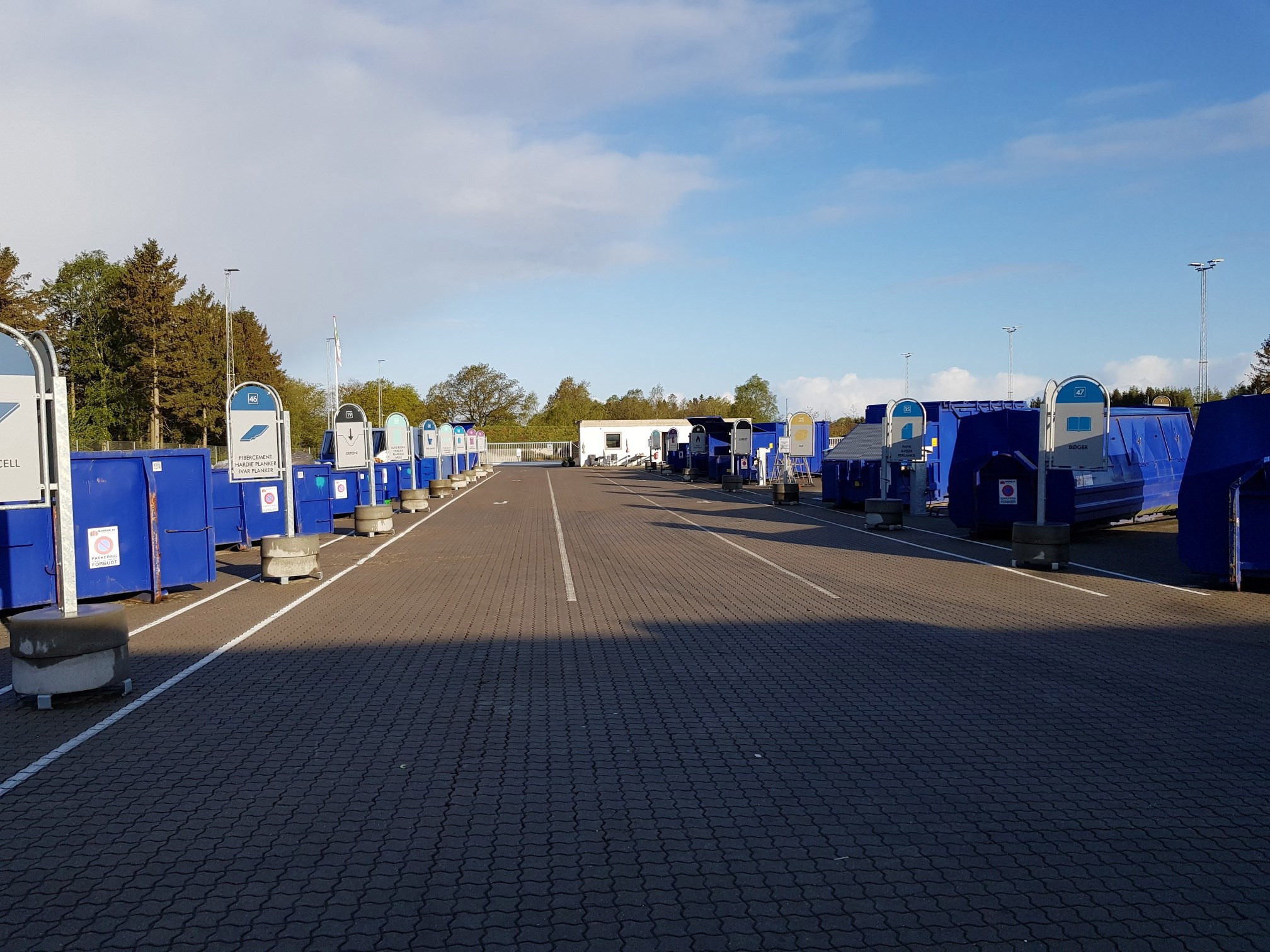 Ændrede åbningstider på genbrugspladser i julen – selvbetjente pladser holder åbent