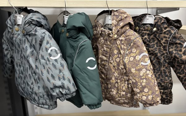 KiDS Coolshop tilbyder discount på Mikk-Line vinterjakke og skibukser