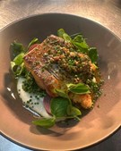 Café Bryggen introducerer pande stegt kulmule på ny aftenmenu