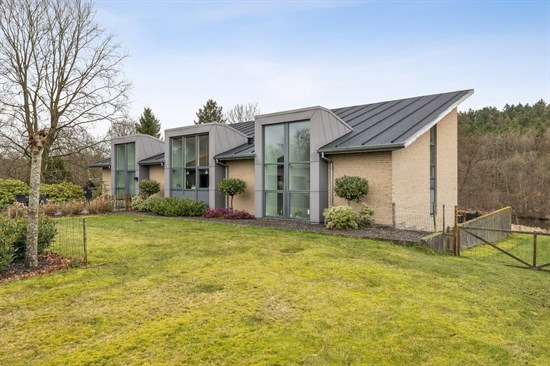 Vinkelvej 75 og 5 andre boliger er kommet til salg denne uge i Viborg - se boligerne her.