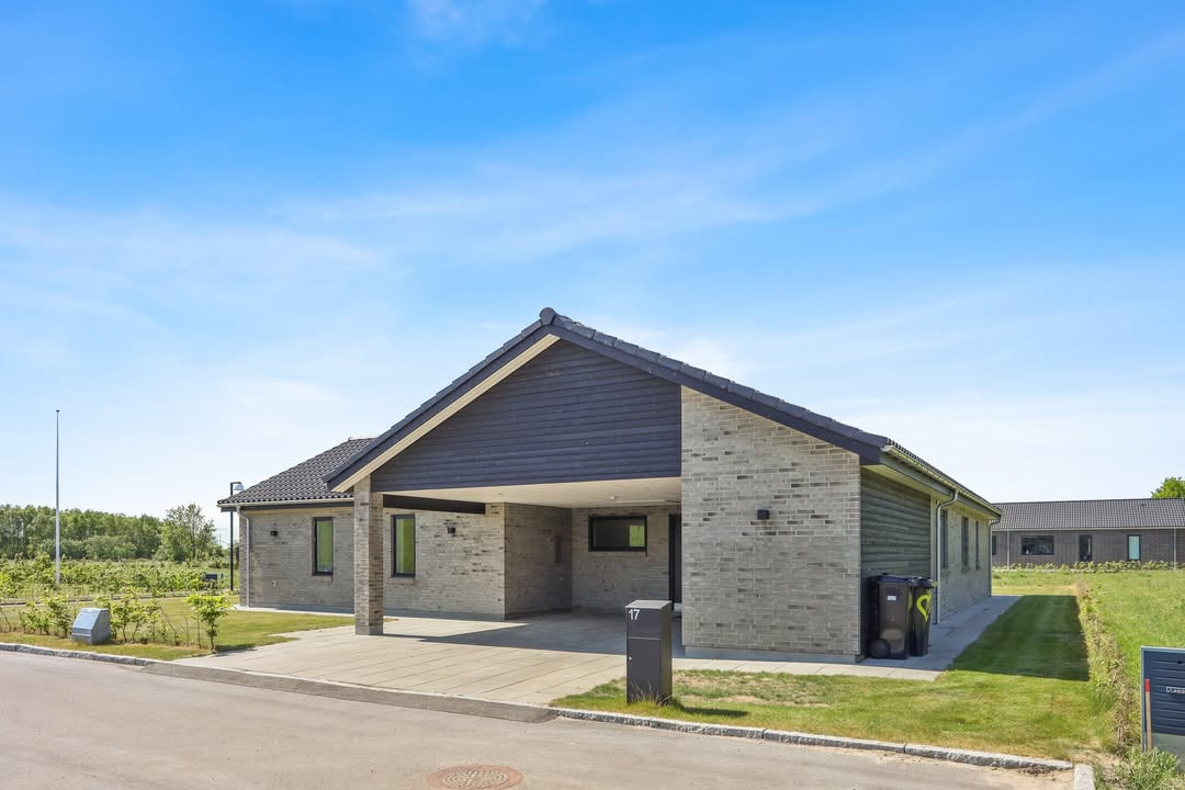 Mæglerhuset annoncerer prisnedsættelse på eksklusiv Milton-villa i Vodskov