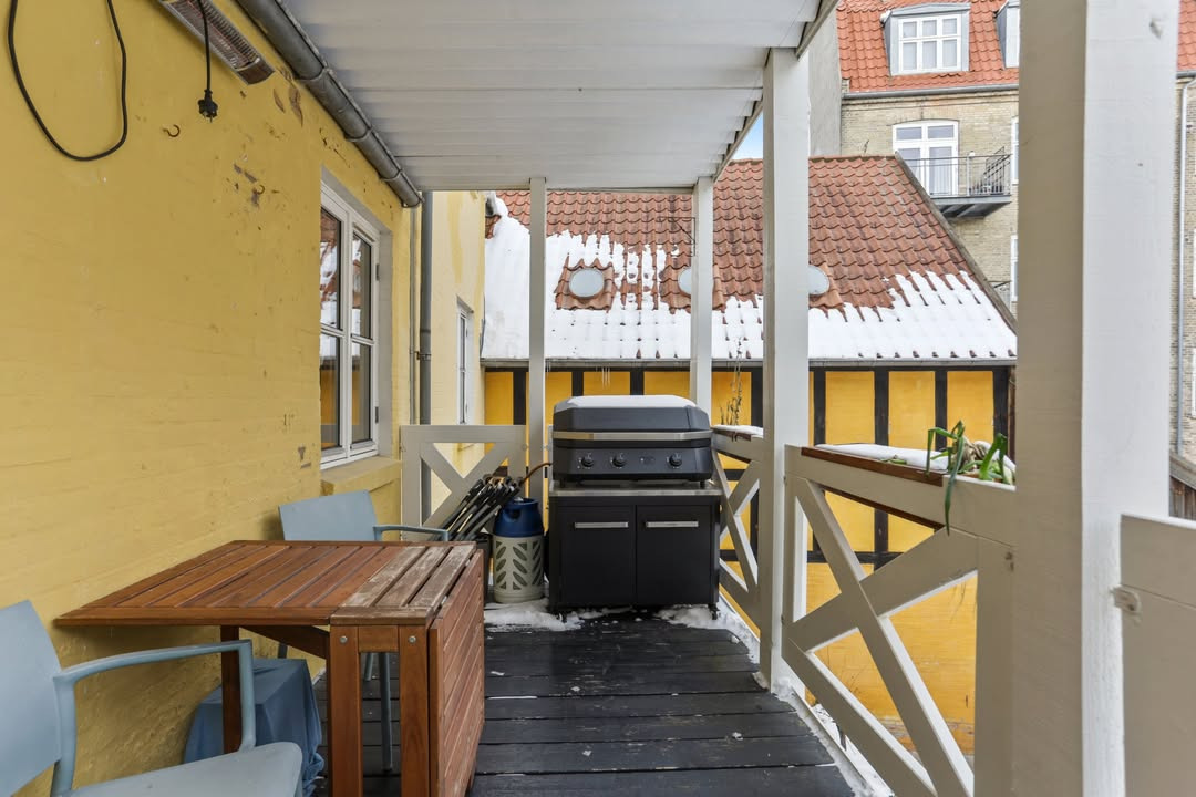 Mæglerhuset Aalborg præsenterer: Rummelig og lys lejlighed med central beliggenhed i Aalborg