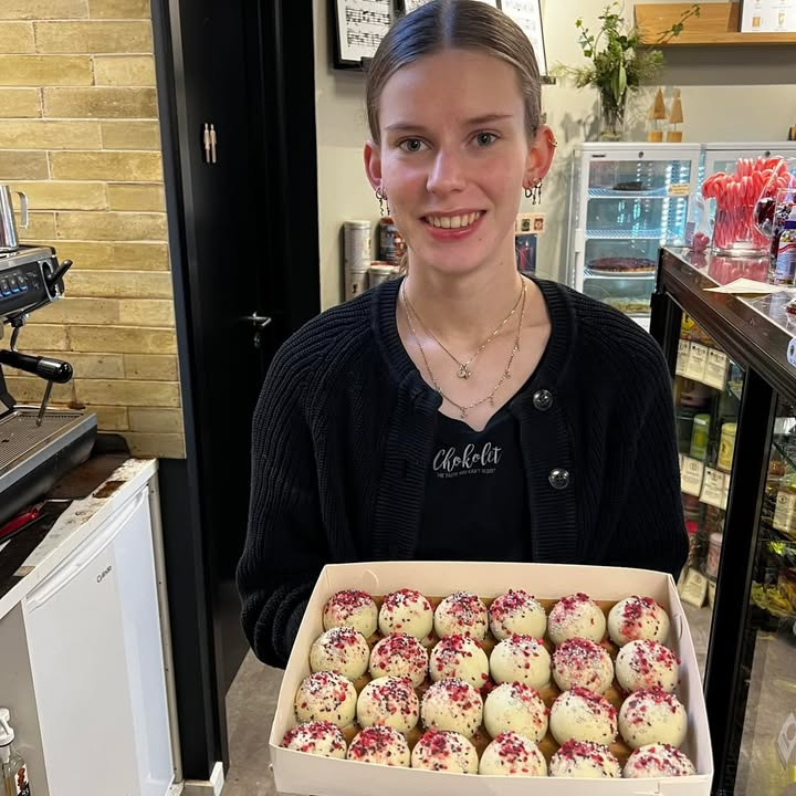 Chokolet Bon Bonnieren lancerer festlig nytårstrøffel i hvid chokolade