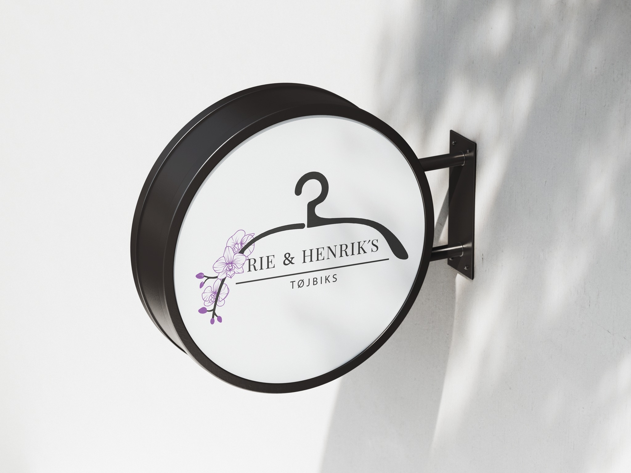 Støt om om den lokale handel - det gør Rie og Henrik's Tøjbiks