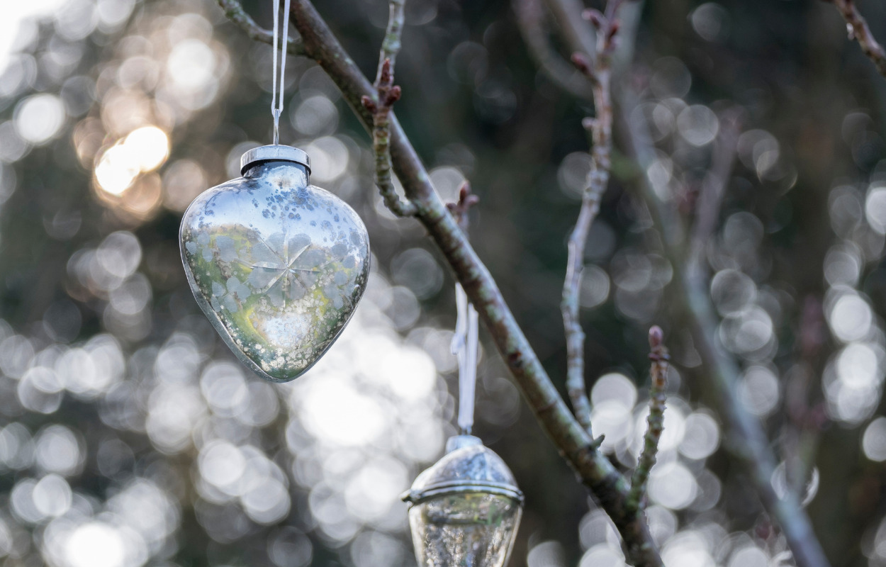 Syv meter højt julehjerte på Budolfi Plads