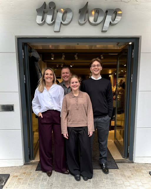 Tip Top Fashion fejrer succesfuldt modeshow med særlig tak til samarbejdspartnere