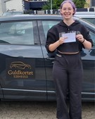 Laura bestod køreprøven og fejrede morens fødselsdag – Guldkortet ApS