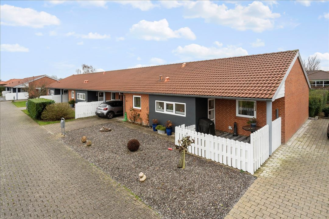 Til salg hos EDC Ejen­doms­grup­pen Struer: Lys andelsbolig i roligt og attraktivt kvarter