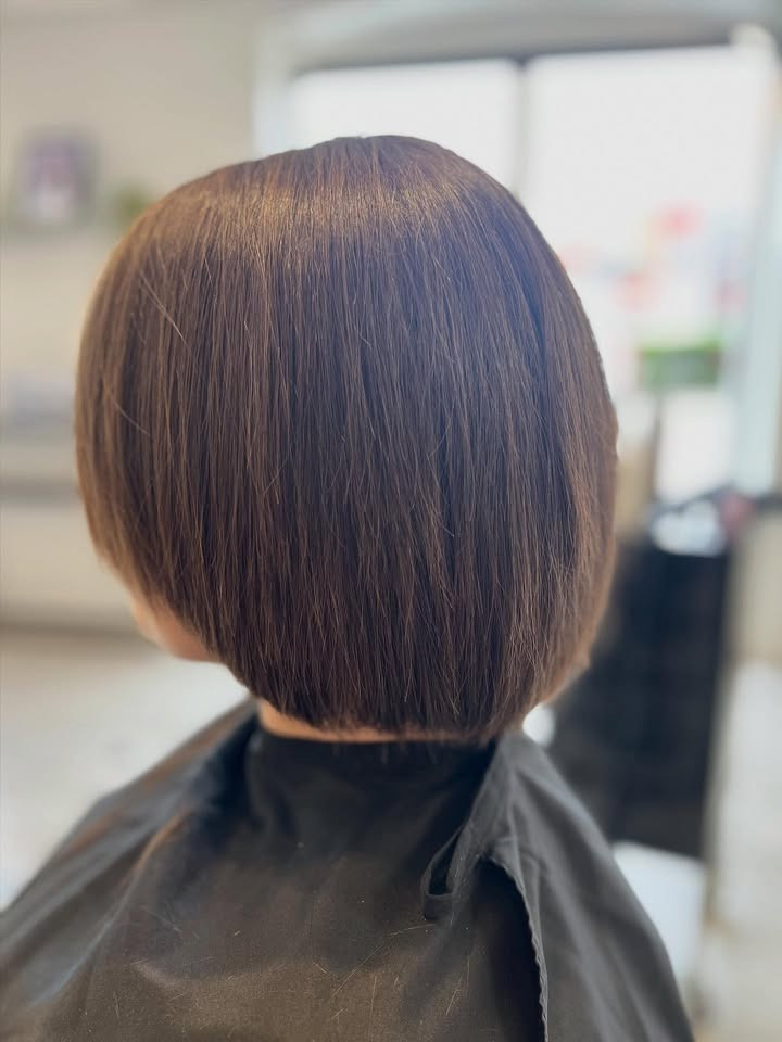 BØGVAD inspirerer med klipning og hårdonation til velgørenhed