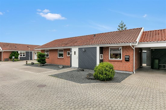 Løvens Kvarter 33, 6710 Esbjerg V 1 plans Andelsbolig på 95 m2 i Sønderris, i Andelsboligforening uden lån i foreningen.
