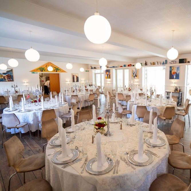 Oasen v/Dorthe Lyngholm Larsen & Lars Mejlstrup Larsen