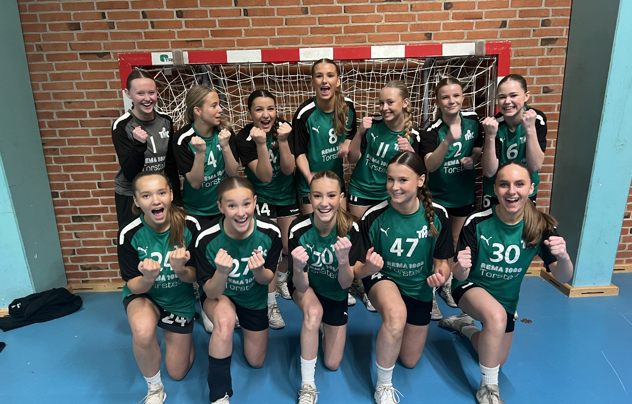 Torsted-pigerne imponerede stort foran den flotte opbakning til 'Brag i hallen'