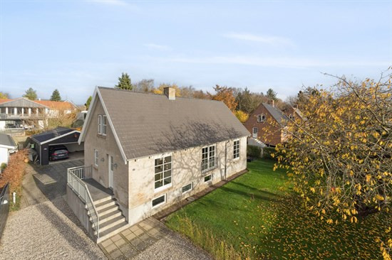 Rebildvej 14 og 1 anden boliger er kommet til salg denne uge i Skørping - se boligerne her.