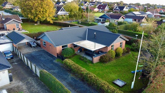 Til salg hos Ejendomsmægler Mike Andersen: Blomsterhaven 19, Taulov, 7000 Fredericia