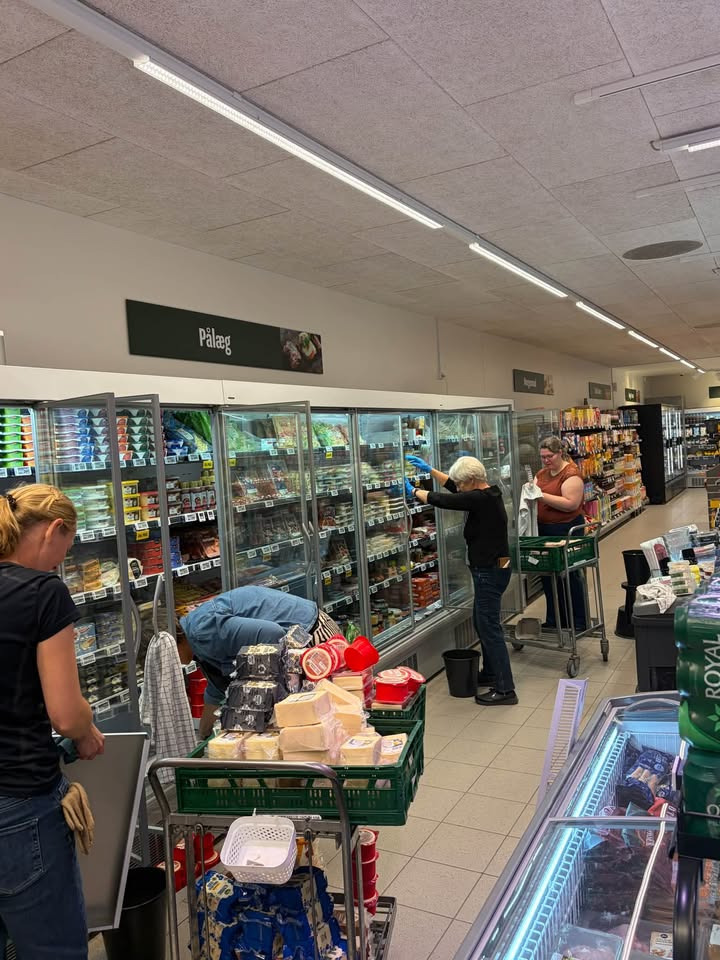 MIN KØBMAND I ASP takker lokale kræfter for hjælp med store rengøringsprojekter