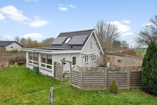 Barupvejen 38 er til salg for kun 1.045.000 kr.: Se de billigste boliger til salg i Karise her