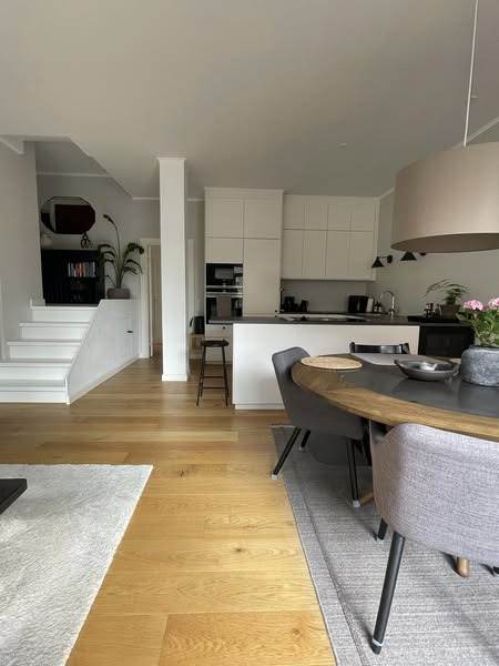 &LIVING Aalborg præsenterer lækker 3-værelses lejlighed i Holte til salg