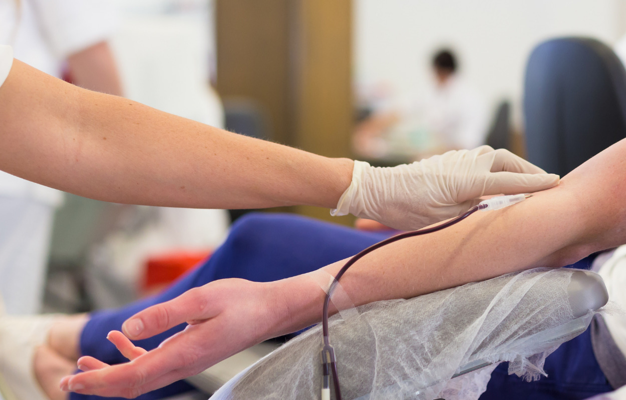 Nu skal bloddonorer køre til nye lokaler