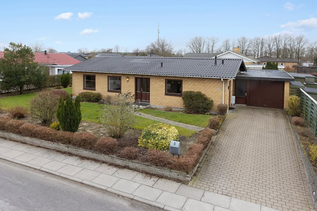 Velholdt villa i roligt villakvarter til salg hos EDC Skive