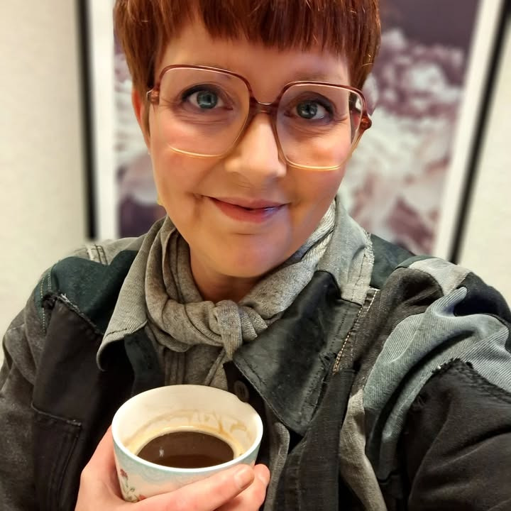 Lux By Jakobsen er tilbage fra ferie og klar til at opdatere dit klædeskab