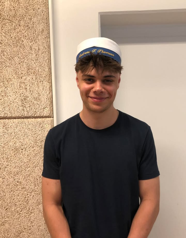 Min Købmand Øster Bjerregrav fejrer studenterhue til Andreas Thorup Thomsen