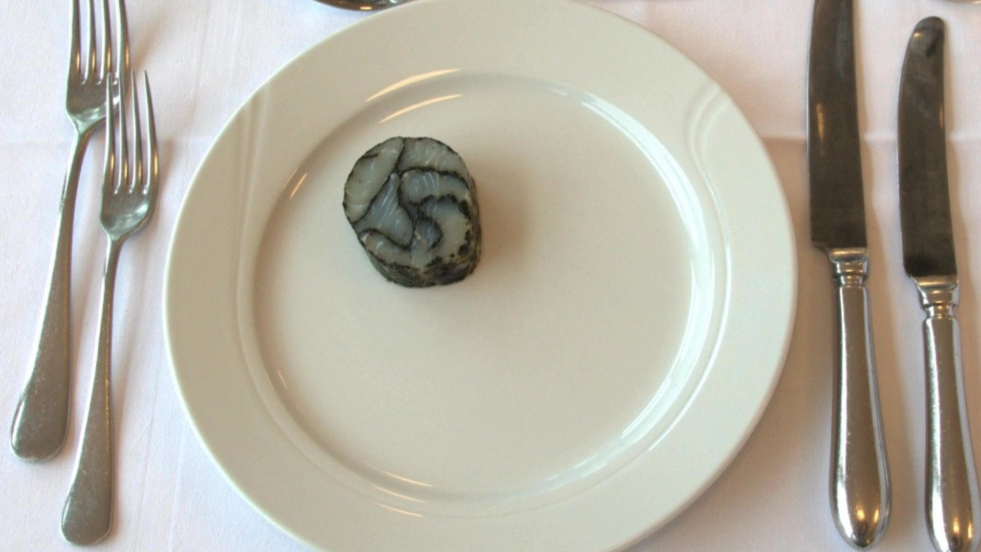 Den Brændende Kærlighed præsenterer årets nytårsmenu 2024 til både voksne og børn